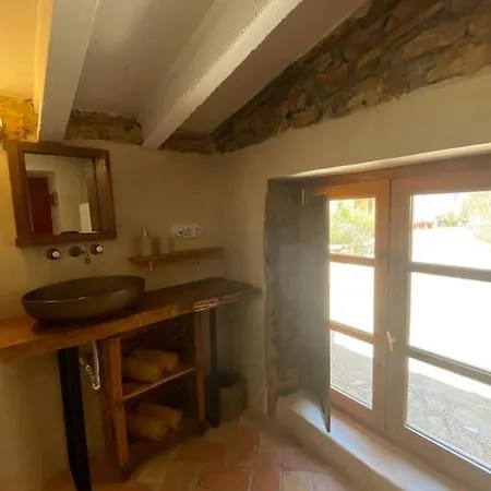 Holiday home Masia Entre Vinedos Y Mar Saifores